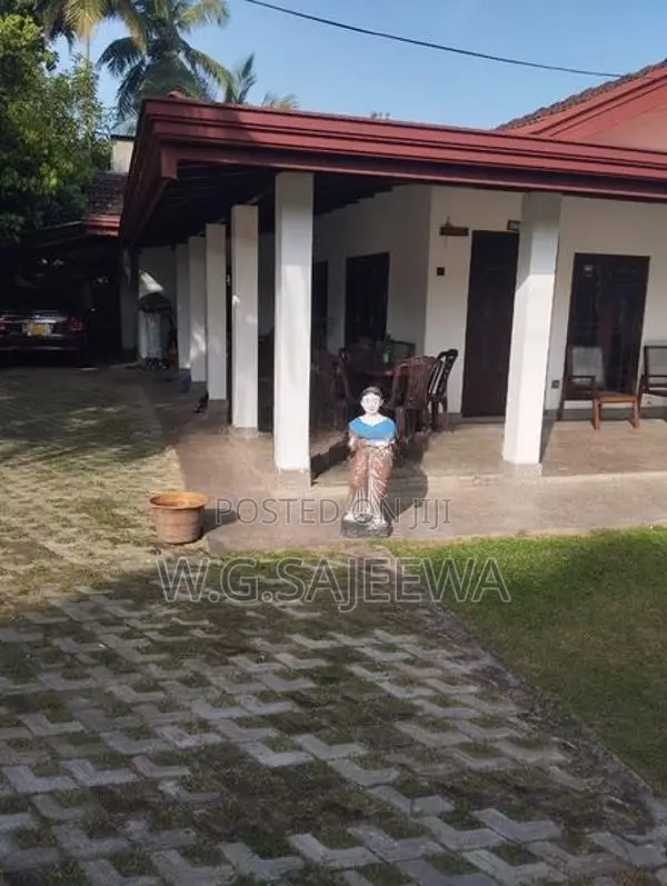 3 Bedroom House for Sale in Kandawala Negombo