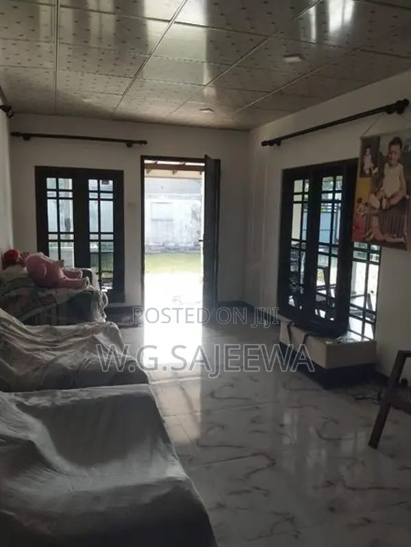 3 Bedroom House for Sale in Kandawala Negombo