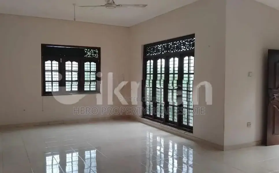 HJR180 - Upstairs House for Rent in Kadawatha