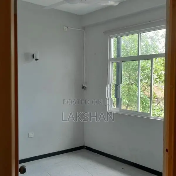 5-Storey (G+4) House for Sale in Mulleriyawa