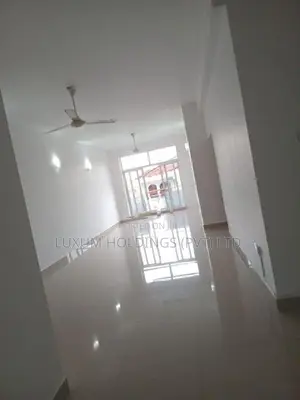 Luxury Apartment For Sale in Superior Homes Colombo [ 2253C ]