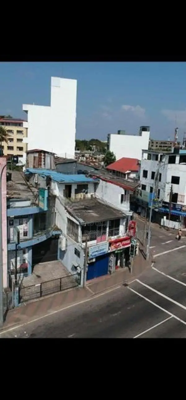 House For Sale Facing Main Road Punchi Borella Colombo 10 [ 2243C ]