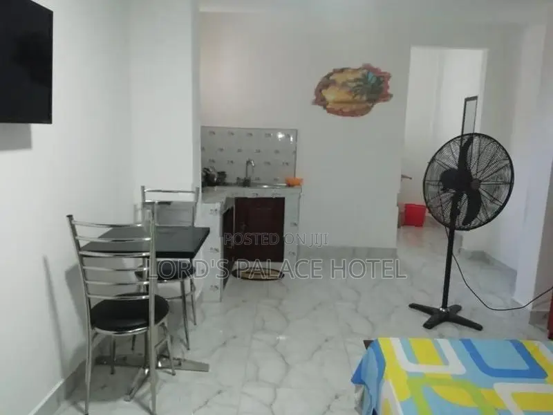 AC Studio Room in Colombo 6