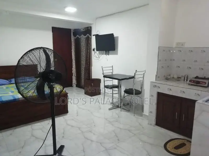 AC Studio Room in Colombo 6