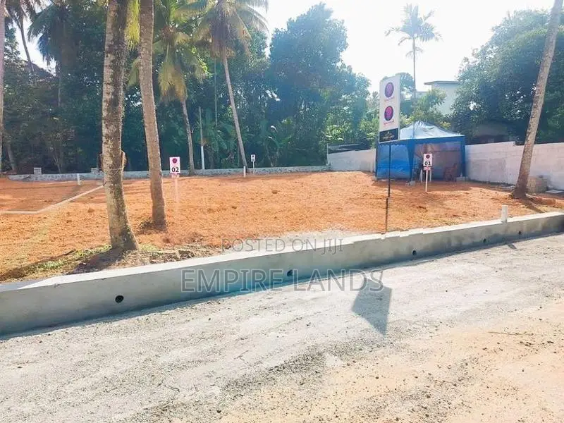 Homagama Galawilawatte Valuable Land for Sale Near Kottawa Highway