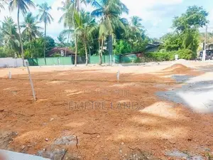 වටිනා කමෙන් ඉහළ හෝමාගම 138 පාරට ඇවිදින දුරින් නේවාසික බිම් කොටස්
