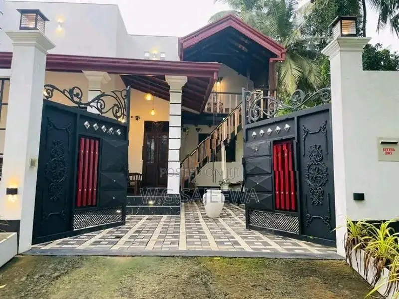 Complete House for Sale in Gampaha, Bemmulla