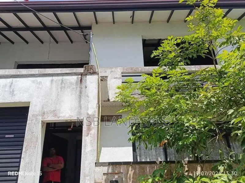 Under Construction Two Stay House for Sale Atuurugiriya