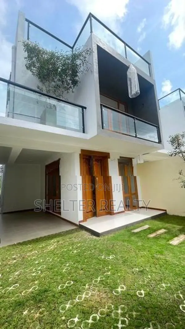 Luxury 4 Bedroom House for Rent in Battaramulla