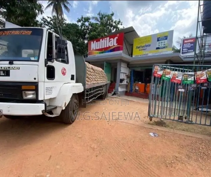 Fully Orating Hardware Store for Sale in Demanhandiya, Negombo