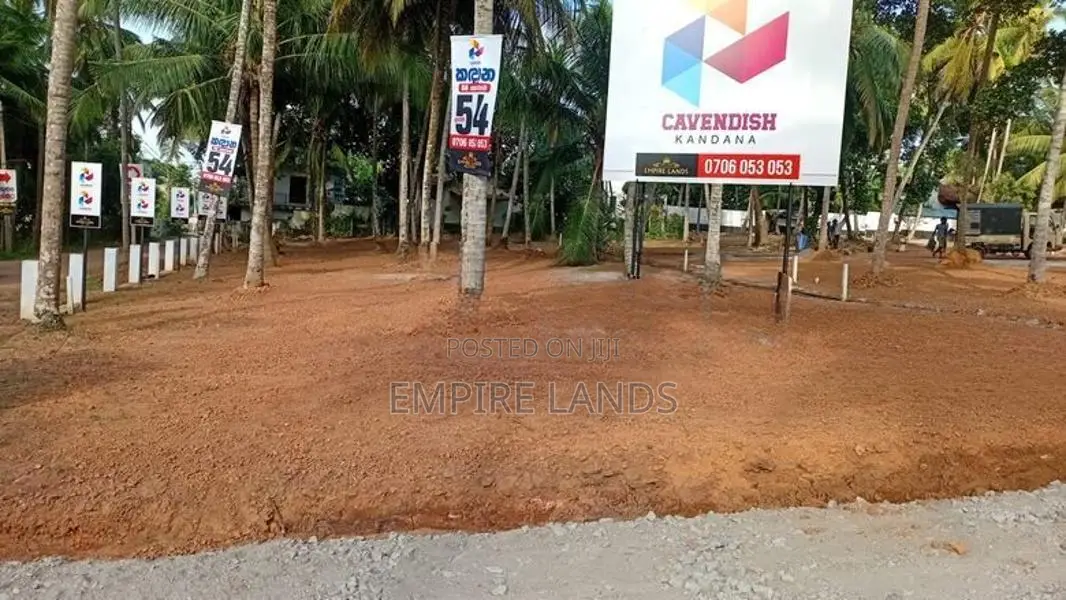 Land for Sale in Kandana Walking Distance to Ganemulla Bus Route
