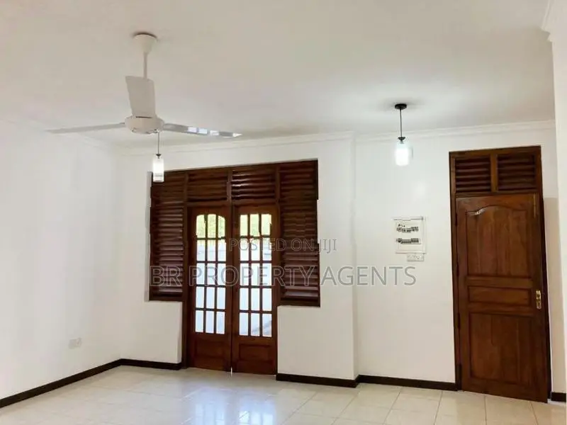 Commercial Property For Rent In Mount Lavinia