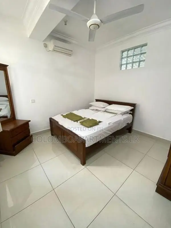 Short-Term Apartment Rental Available in Colombo-05. (Code: CSMP601)