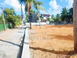 Homagama Galawilawatte Valuable Land for Sale Near Kottawa Highway