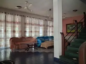 3 Story House for Rent Pelawatta