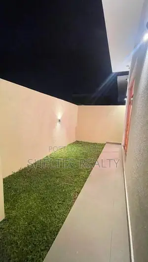 Luxury 4 Bedroom House for Rent in Battaramulla