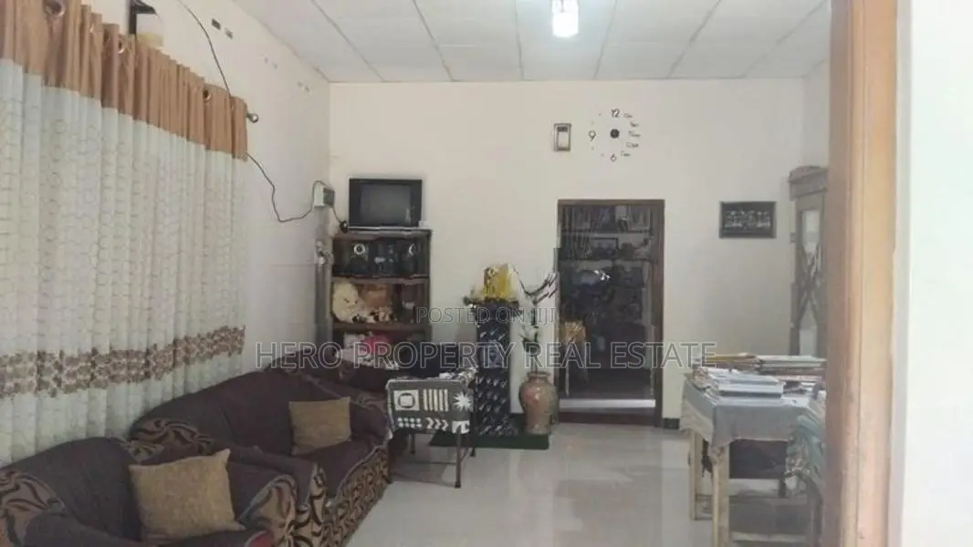 HAS196 - Single Storey House with Annex for Sale in Kadawatha