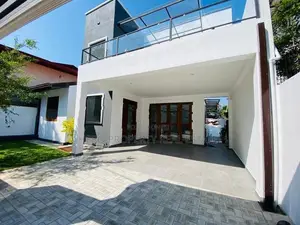 HAS217 - Modern Luxury House for Sale in Piliyandala