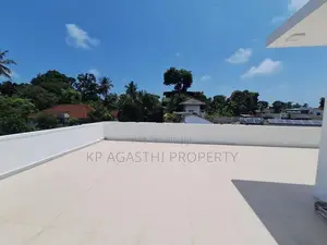 Luxury House for Sale in Boralesgamuwa