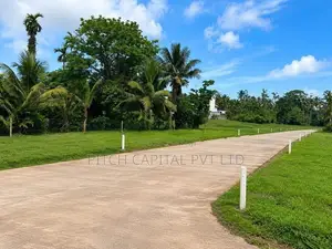 Kesbewa - Polgasowita Paddy Field Face Beautiful Land Plots Sale