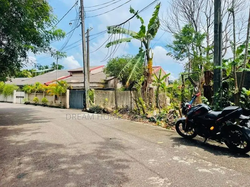 Land for Sale – Siripura, Thalawathugoda