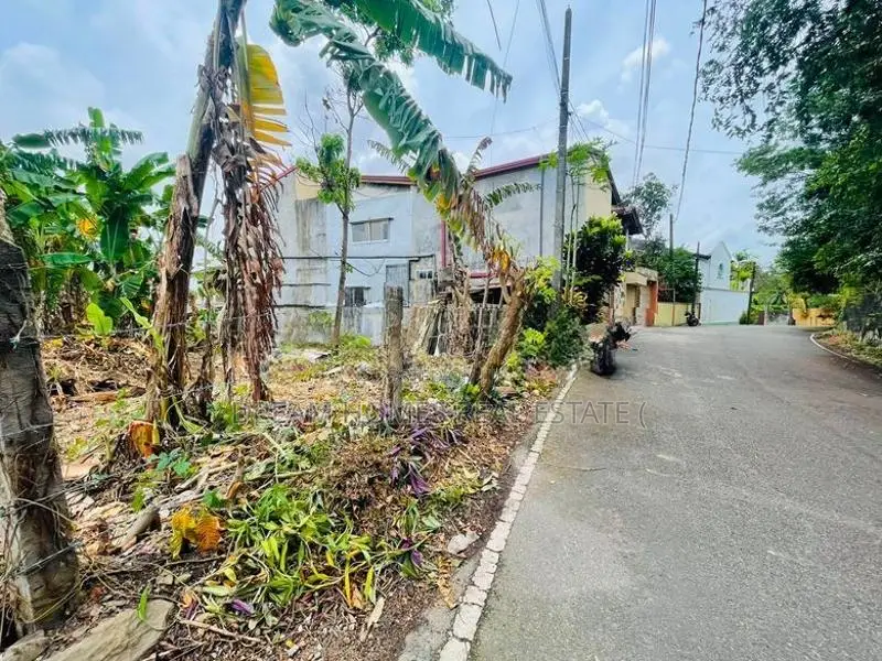 Land for Sale – Siripura, Thalawathugoda