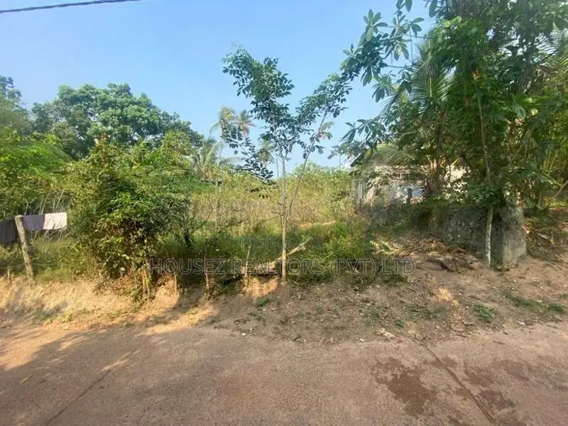 Prime Residential Land for Sale in Radawana, Kirindiwela