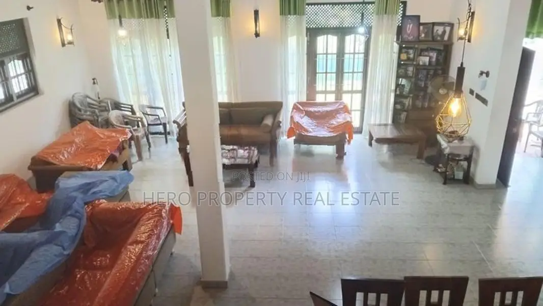 HJS103 - Valuable House for Sale in Kadawatha