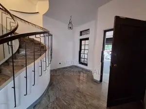 Luxury House for Rent In Colombo 07 - PDH180