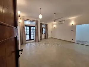 Luxury House for Rent In Colombo 07 - PDH180