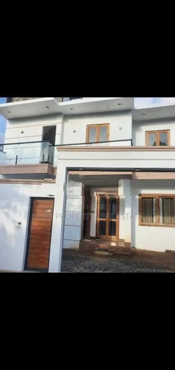 HCR050 - Modern 1st Floor House for Rent in Dehiwala
