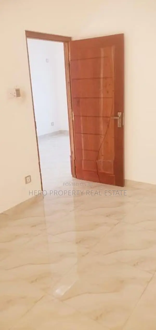 HCR050 - Modern 1st Floor House for Rent in Dehiwala