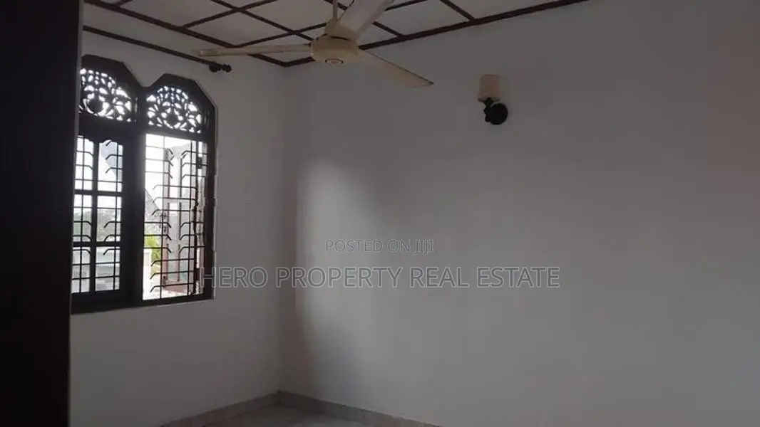 HJS191 - Modern House for Sale in Kiribathgoda