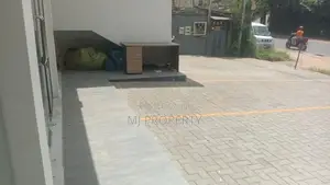 ( GC-1097) Valuable Commercial Shop Space Rent in Godagama