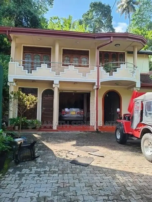 Beautiful Two Story House with Annex for Sale – Pilimathalawa