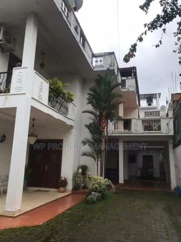 Massive 7000 Sqft Luxury Home for Sale Nawala