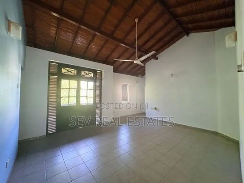 Spacious 4 Bedroom House for Rent at Battaramulla | LKR 250,000
