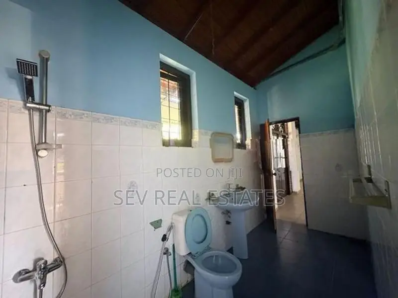 Spacious 4 Bedroom House for Rent at Battaramulla | LKR 250,000