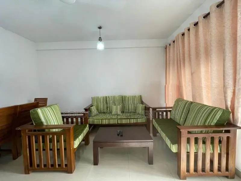 Short-Term Rental Available – Apartment in Wellawatta.Code: (CSH402)