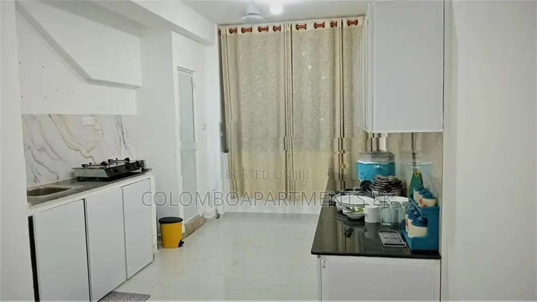 Apartment Available for Short-Term Stay in Colombo 05.Code: (CSMP70D)