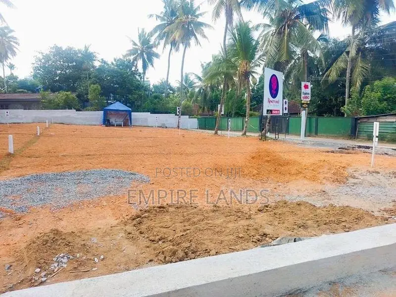 Highly Residential Land for Sale in Galawilawatte Homagama