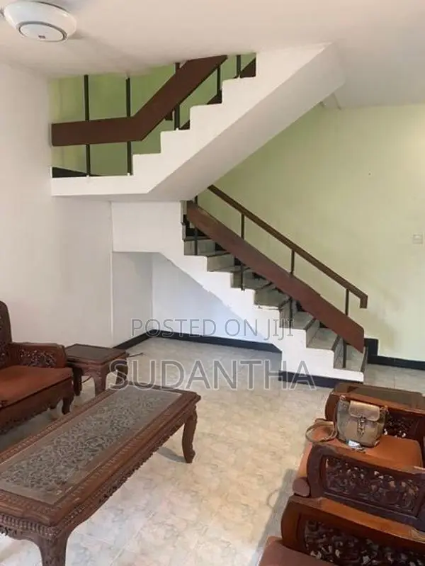 House for Rent - 3 Bedrooms (2xAC) Pelawatte