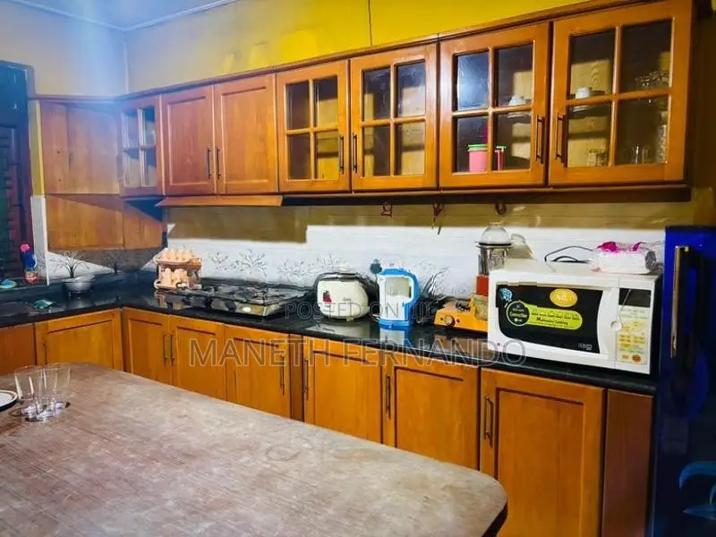 Fully Furnished House, Short-Term Rental in Bandaragama