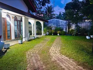 Fully Furnished House, Short-Term Rental in Bandaragama