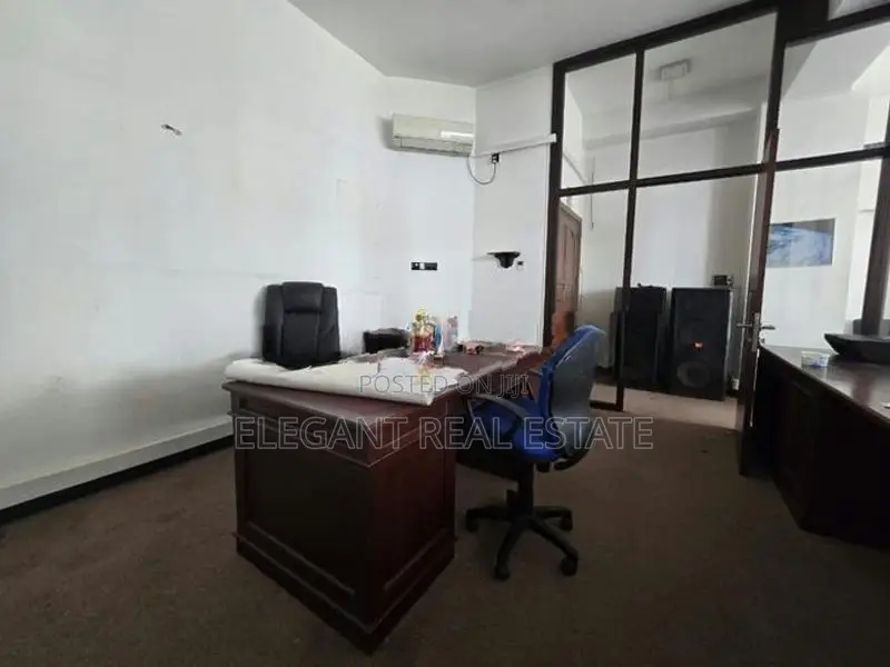 Liberty Plaza - 02 Bedroom Apartment for Sale in Colombo 03 (A1354)