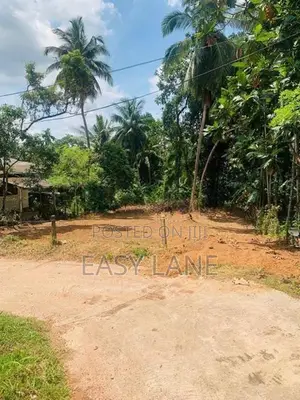 යක්කල නගරය ආසන්නයෙන් වටිනා නේවාසික බිම් කොටසක් / YS 14729