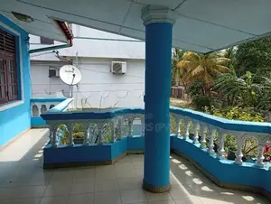 Spacious 4-Bedroom House for Sale Near Kandy Road