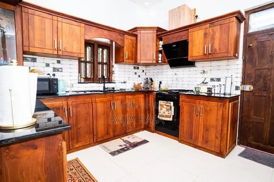 Moon Light Villa Chenkalady