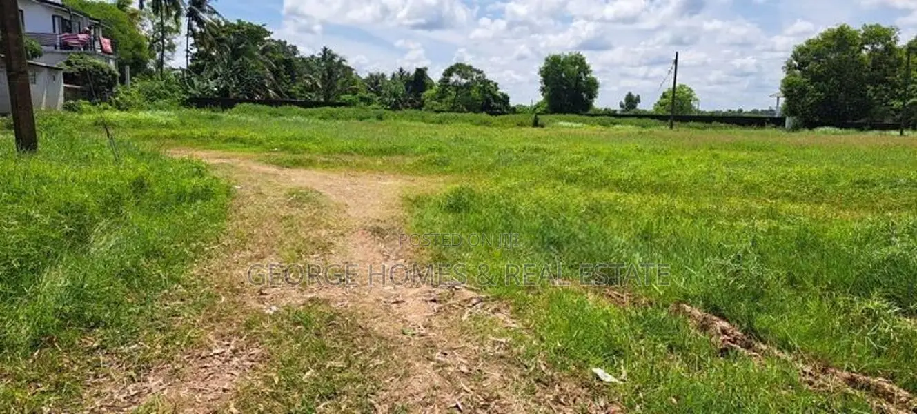 380 Perches Land for Sale at Ekala- Ja-Ela