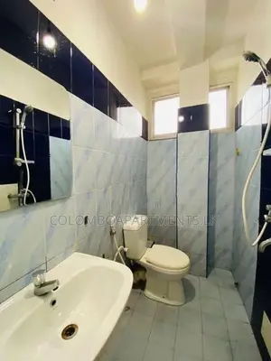 Apartment for Short-Term Stay in Wellawatta Property Code (CSH101)